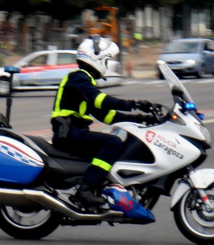 Policía Municipal Zaragoza moto